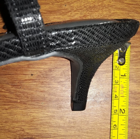 High heels - Picture 3 of 4